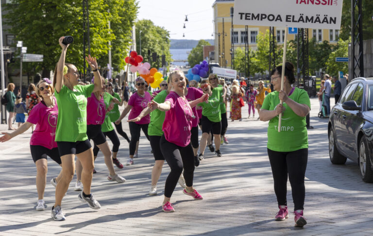 Karnevaalikulkueen joukkueet on julkaistu 